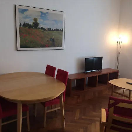 아파트 Guestin 3room Family @ Jireckova *